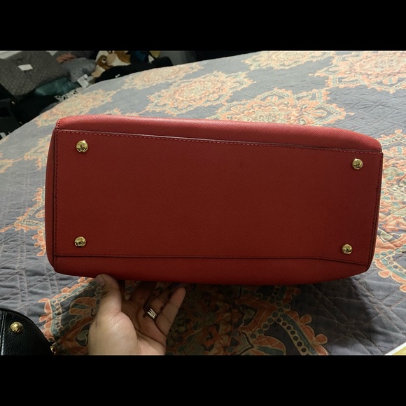 Micheal Kors handbag - Picture 3 of 4